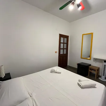 Pensión Minimal *